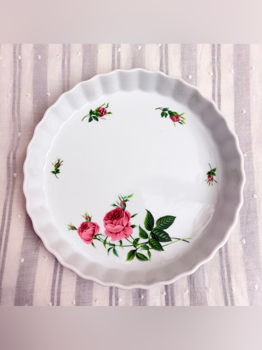 Christineholm Porcelain Fluted Edge Pie Quiche Dish With Rose Motif